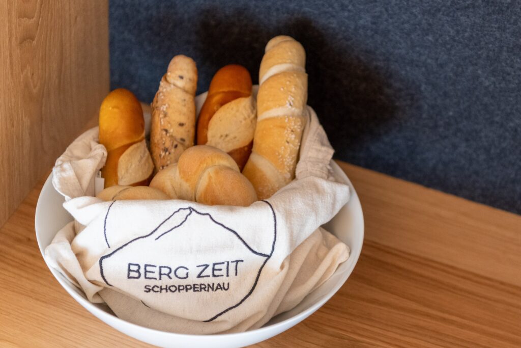 selbstgebackenes Brot im Brotsäckle