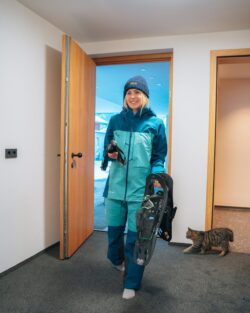 Eure persönlichen Tubbs Flex RDG Scheeschuhe sowie Leki Stöcke zum kostenlosen Leihen