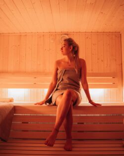 in der BergZeit in Schoppernau im Private Spa im Klafs Sauna und Sanarium genießen