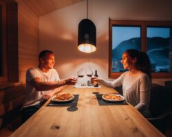 verliebte Paare wie auch Familien sind in der BergZeit in Schoppernau herzlich Willkommen